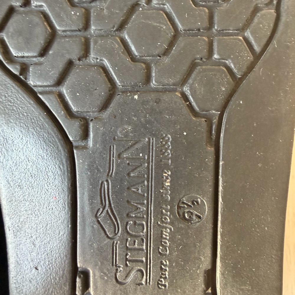 Stegmann Women's Black Wool Mules - Picture 6 of 6